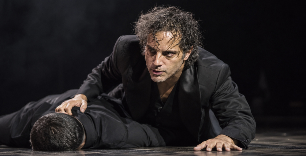 Joaquín Furriel protagoniza el regreso de La verdadera historia de Ricardo III al Teatro San Martín de Buenos Aires