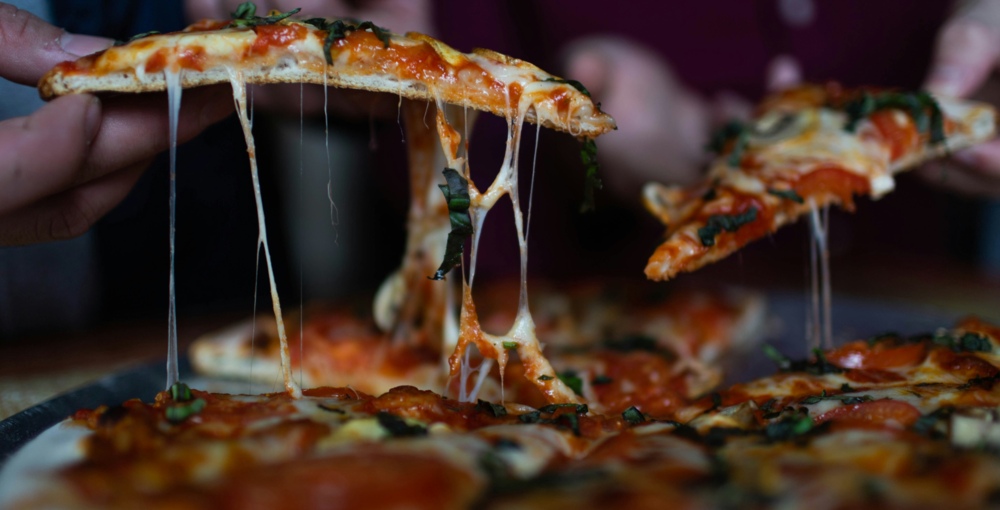 La Noche de la Pizza y la Empanada 2026 reúne promociones y propuestas gastronómicas en pizzerías y casas de empanadas de Buenos Aires