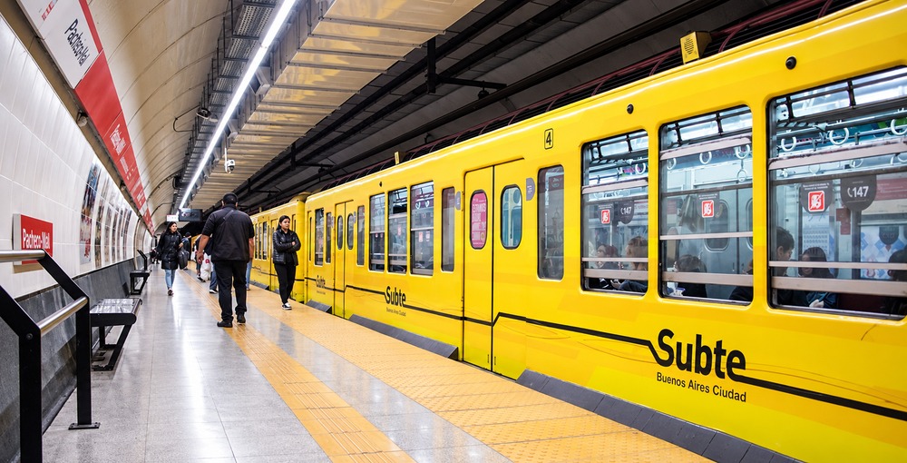 Horario extendido de la Línea D del subte de Buenos Aires hasta la 1.30 por el partido despedida de Lionel Messi en el Monumental